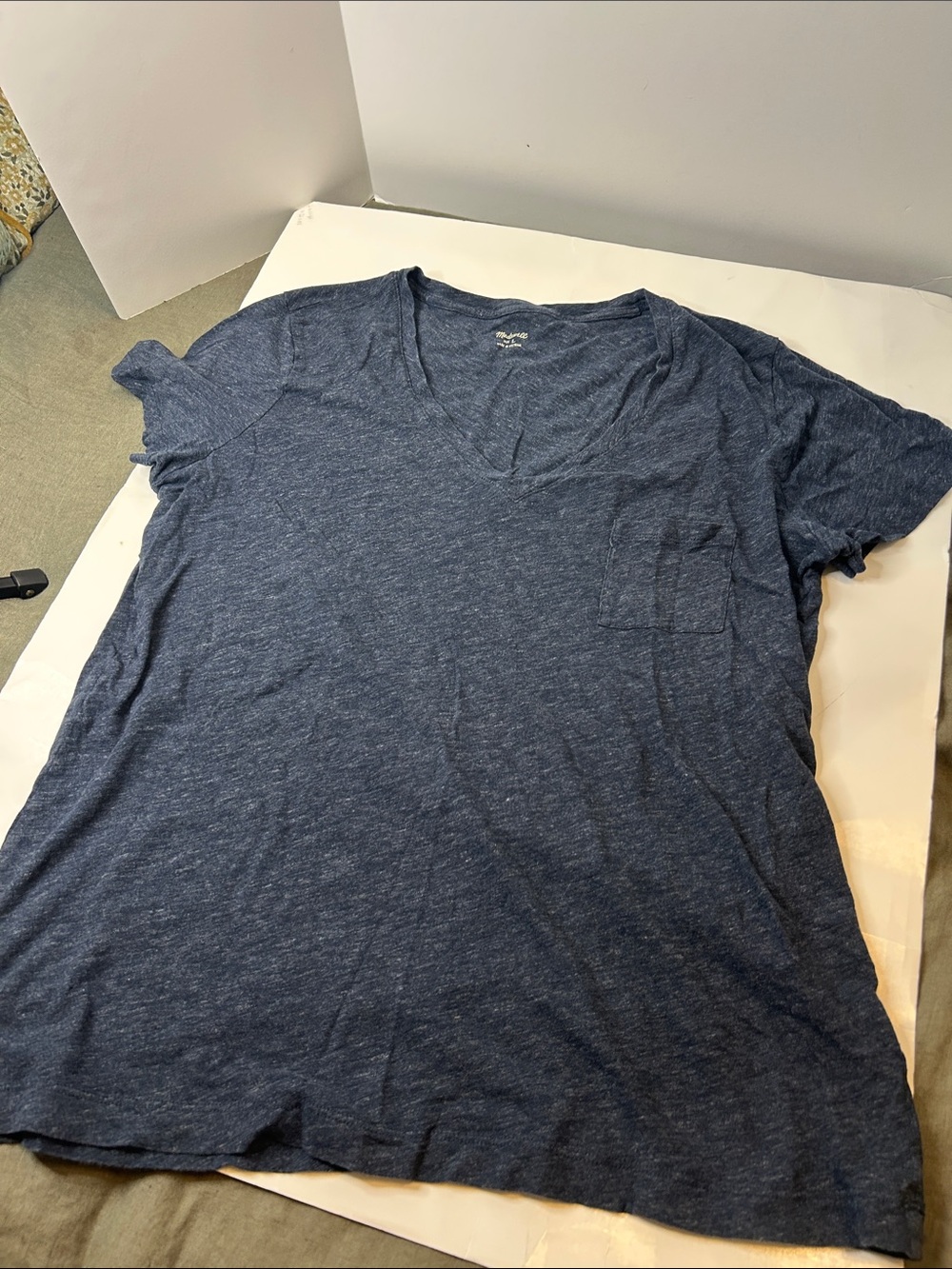 Madewell Classic T Navy V-Neck Pocket T-Shirt